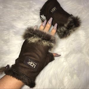 UGG WINTER GLOVES